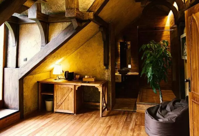 ホテル Excalibur Mini