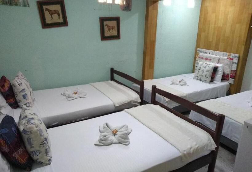 Отель House Marfito Airport