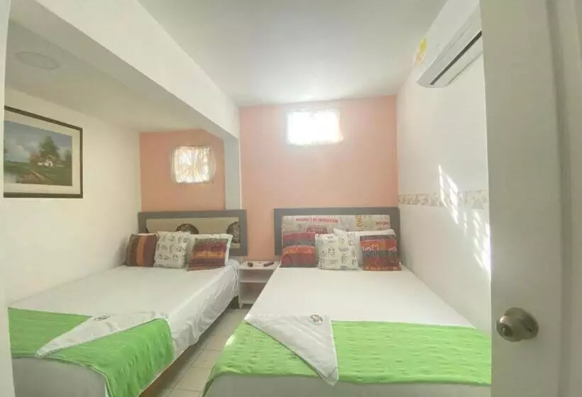 Hotelli House Marfito Airport