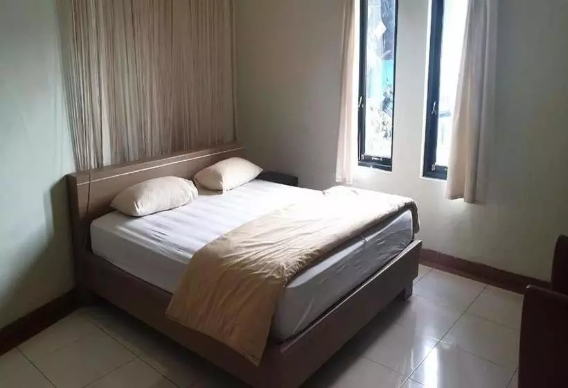 Maison Hotel Bukittinggi