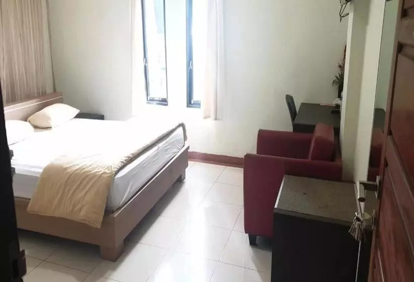 Maison Hotel Bukittinggi