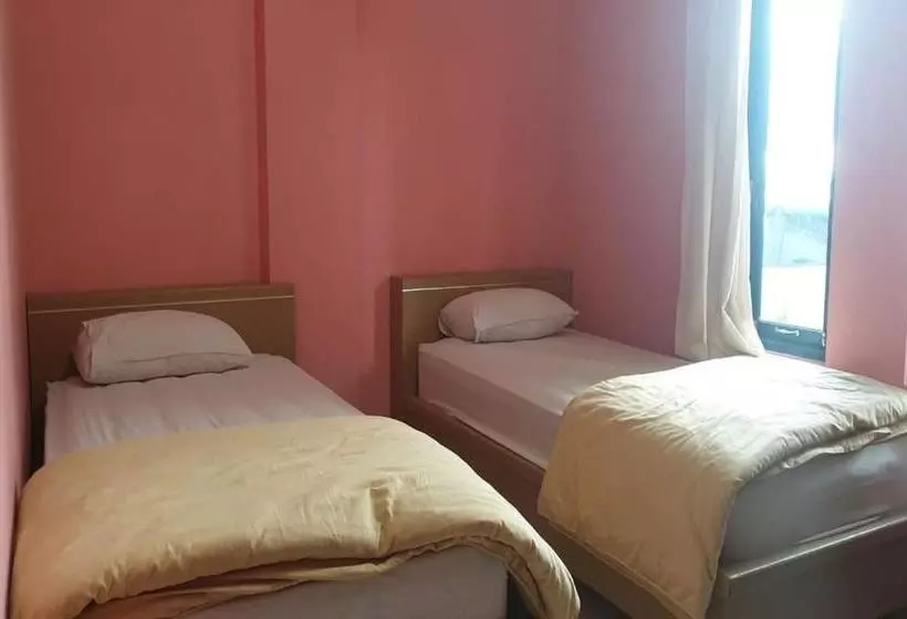 Maison Hotel Bukittinggi