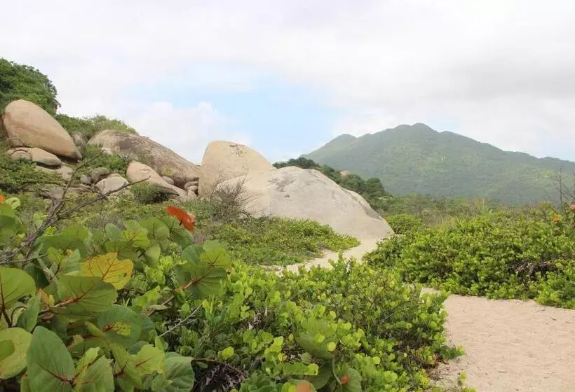 هتل Hostal Mirador Dentro Del Parque Tayrona