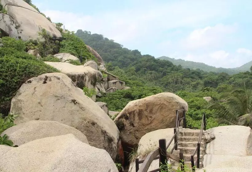 هتل Hostal Mirador Dentro Del Parque Tayrona