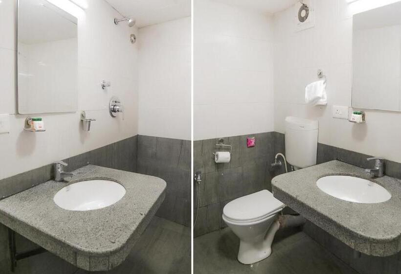 בית מלון כפרי Super Collection O Pearl Near Shaniwar Wada