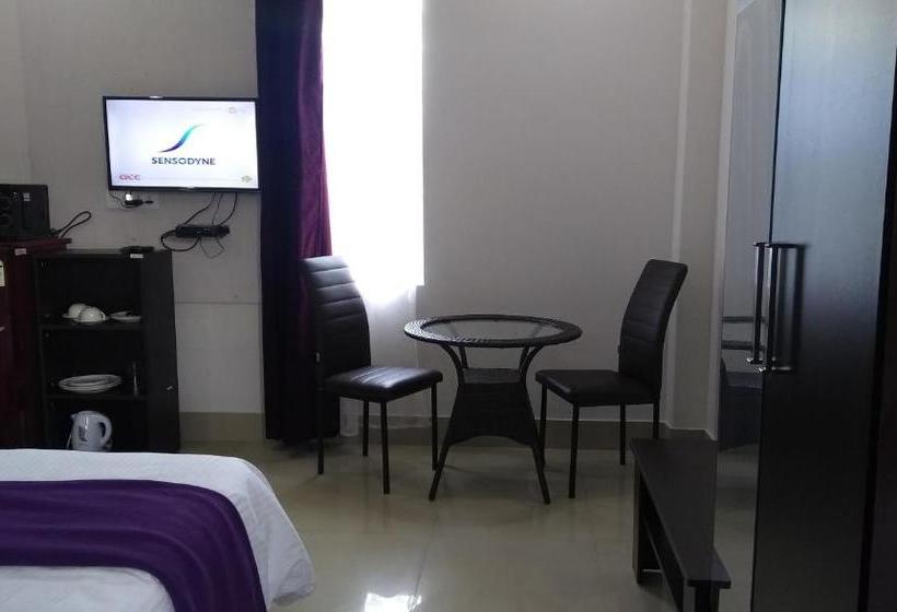 پانسیون Cassiopeia Guest House