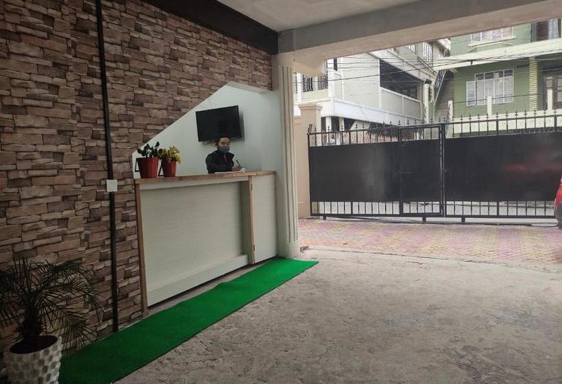 پانسیون Cassiopeia Guest House