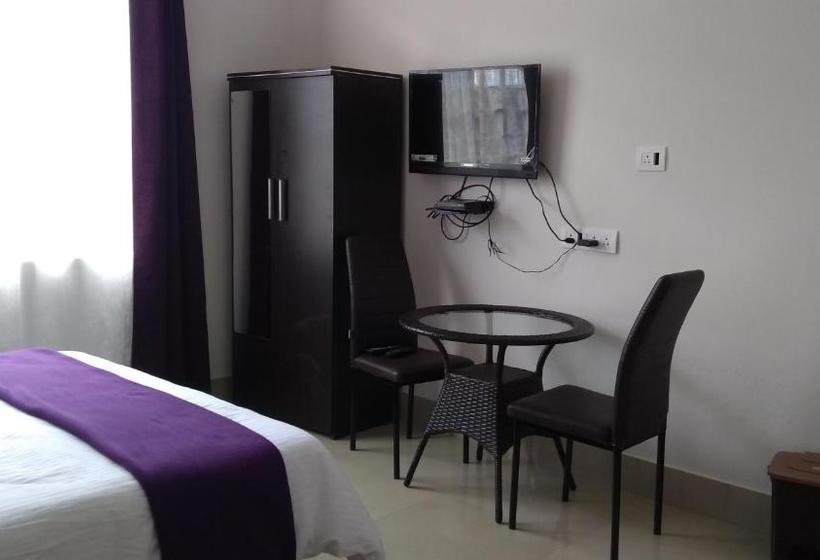 پانسیون Cassiopeia Guest House