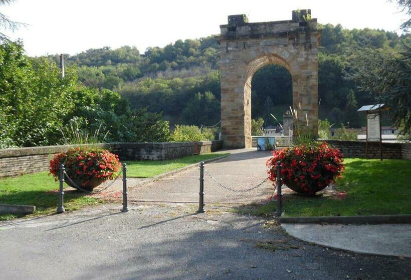 بنسيون Le Pont De Livinhac