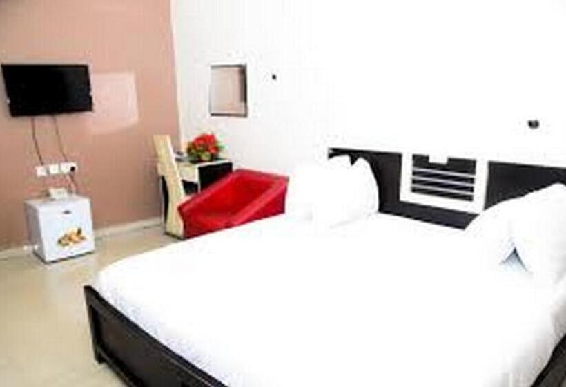 پانسیون Room In Lodge   Prescott Hotel Asaba