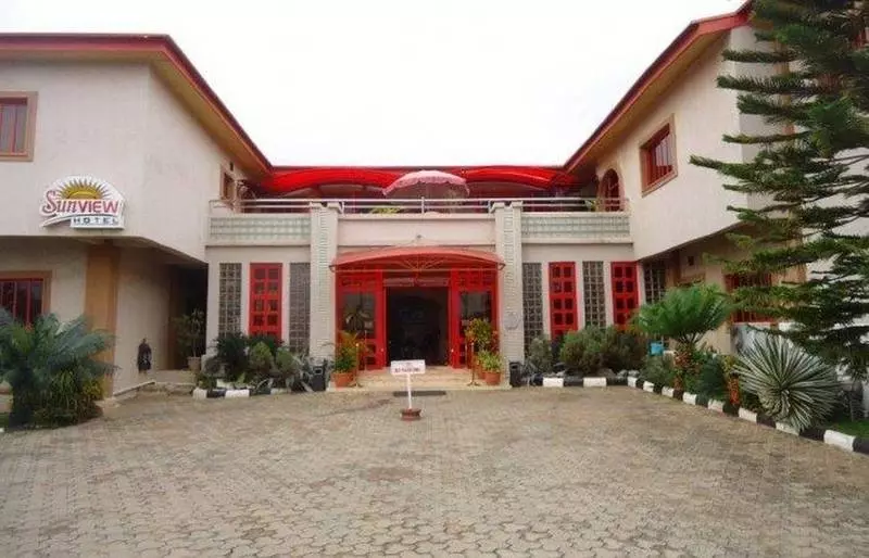 پانسیون Room In Lodge   Sunview Hotel  Akure
