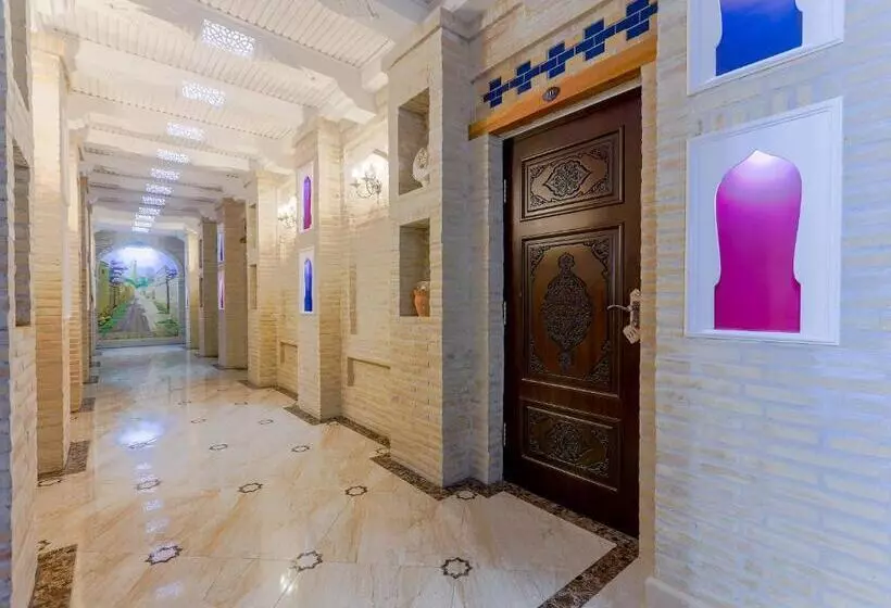 هتل Khurjin Boutique