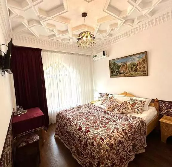 هتل Khurjin Boutique