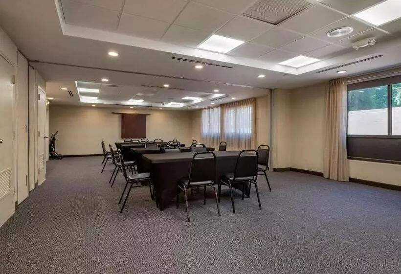 ホテル Comfort Inn Horsham   Philadelphia