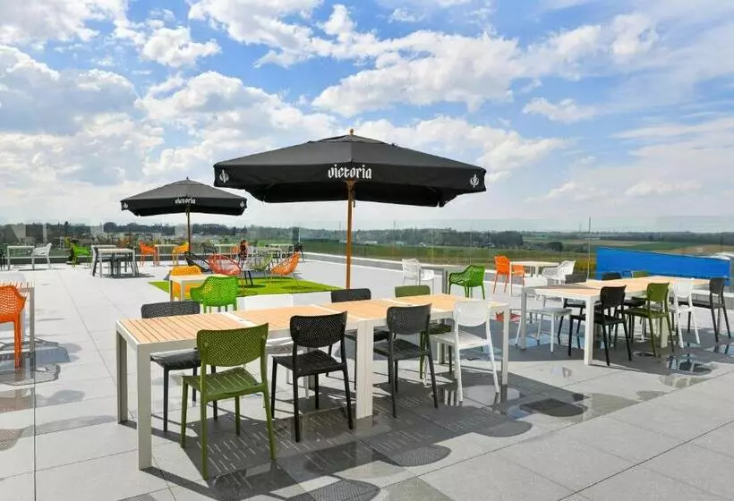 ホテル Ibis Styles Namur