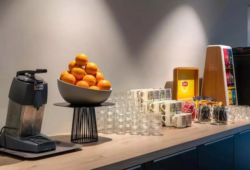 ホテル Ibis Styles Namur