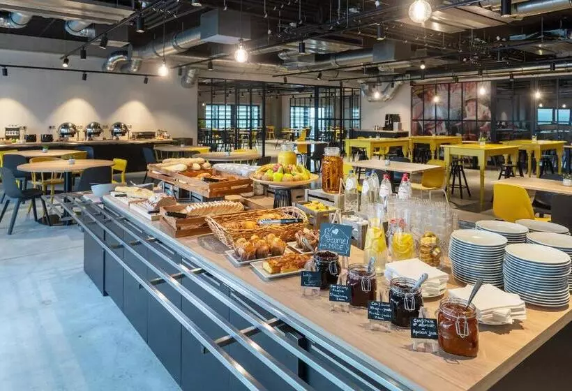 ホテル Ibis Styles Namur