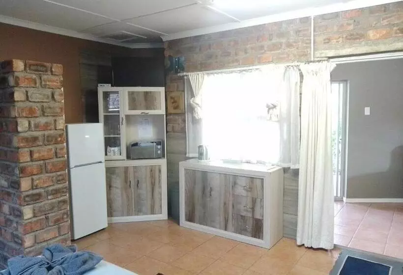 پانسیون Aub Guesthouse   Mariental