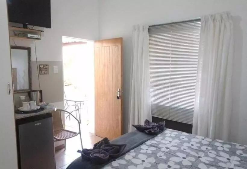 پانسیون Aub Guesthouse   Mariental