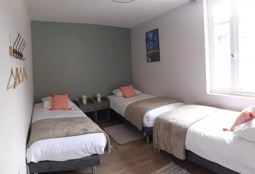 Retkeilymaja Le Refuge Du Cele