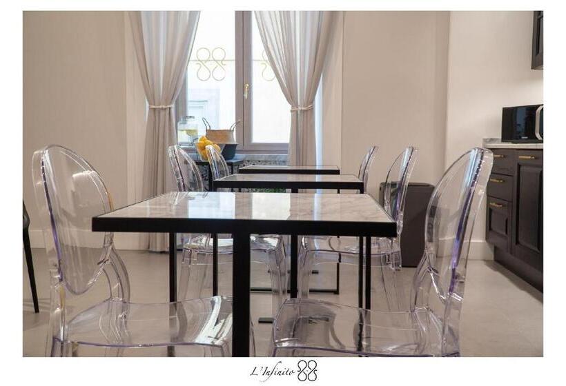 تختخواب و صبحانه L'infinito 88 Charmant Rooms