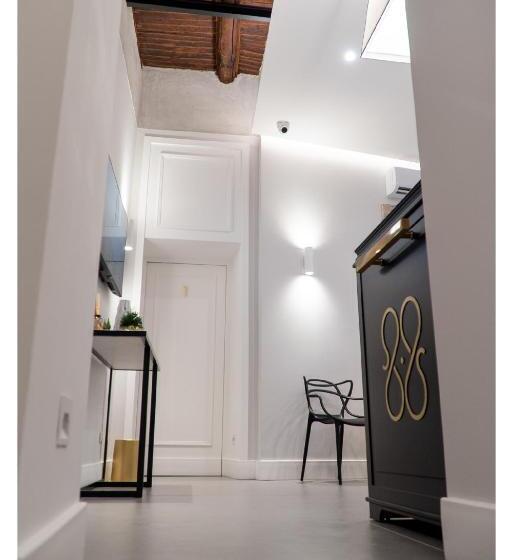 تختخواب و صبحانه L'infinito 88 Charmant Rooms