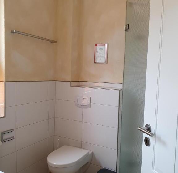 住宿加早餐 Weinhaus Paradies