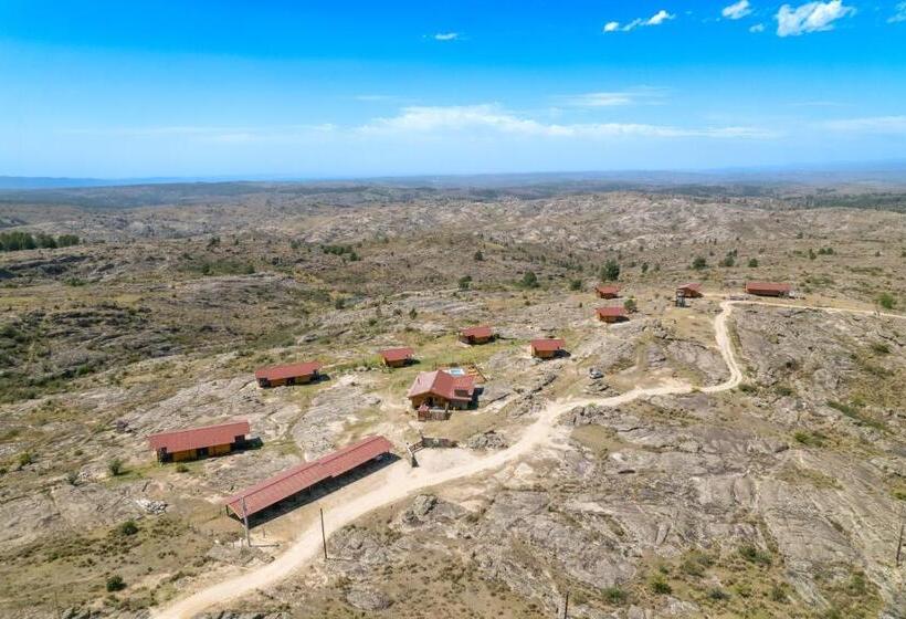 فندق Alma Serrana   Suites De Montaña!