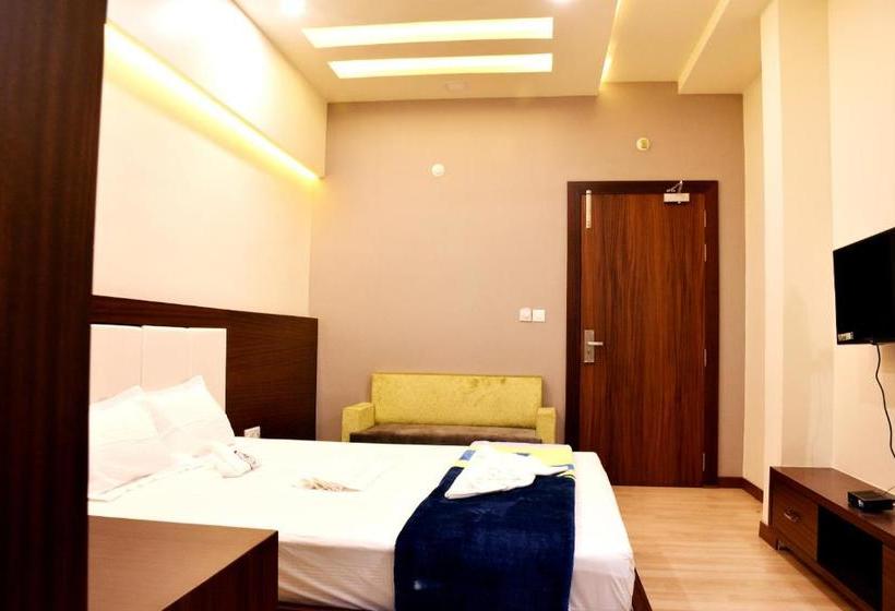 בית מלון כפרי Aman Palace By Shrigo S