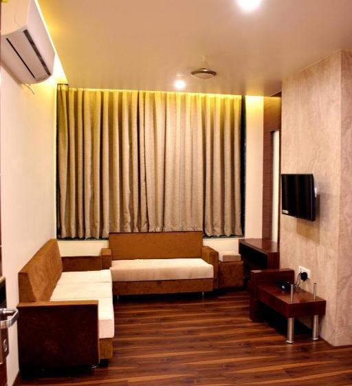 בית מלון כפרי Aman Palace By Shrigo S