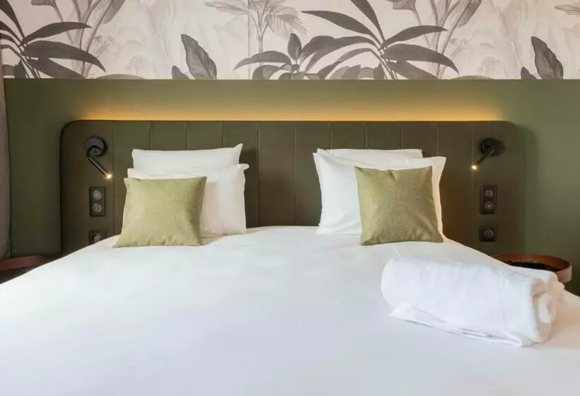 ホテル Campanile Smart Lyon Est  Eurexpo Bron Aviation