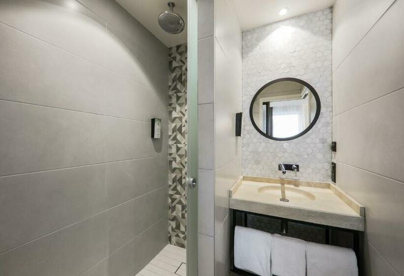 Hotel Campanile Smart Lyon Est Eurexpo Bron Aviation