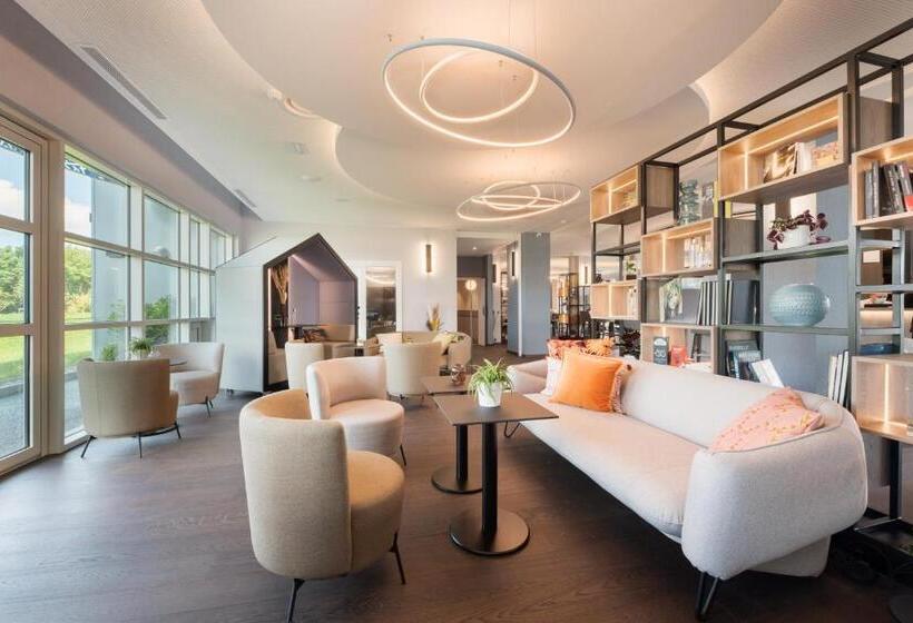 Hotel Campanile Smart Lyon Est Eurexpo Bron Aviation