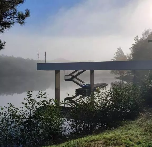 ホテル Hôtel Vvf Eden Lake