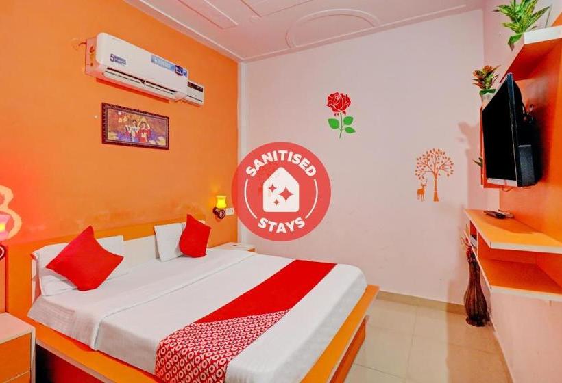 Hotel Oyo 80032  The Shadow