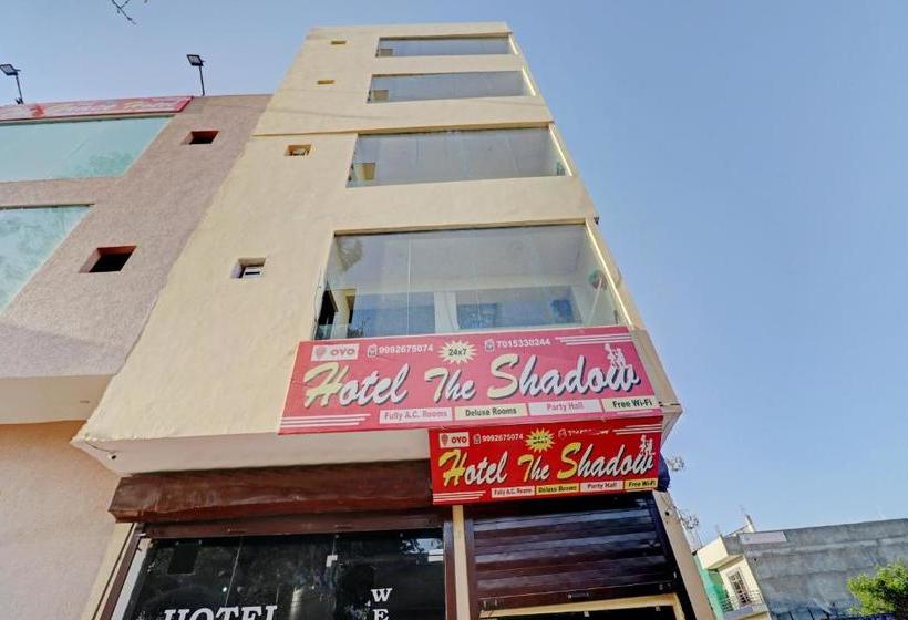 Hotel Oyo 80032  The Shadow