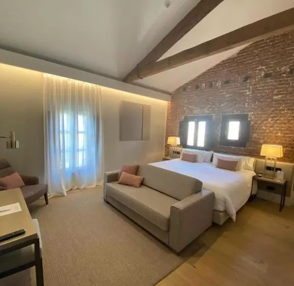 هتل Sofraga Palacio