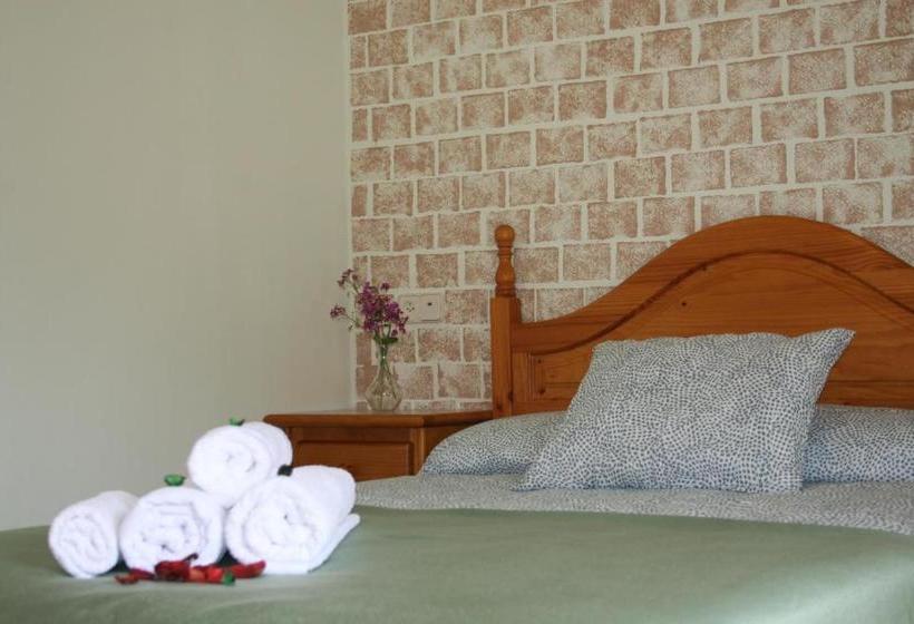 Пансион Fonda Naval