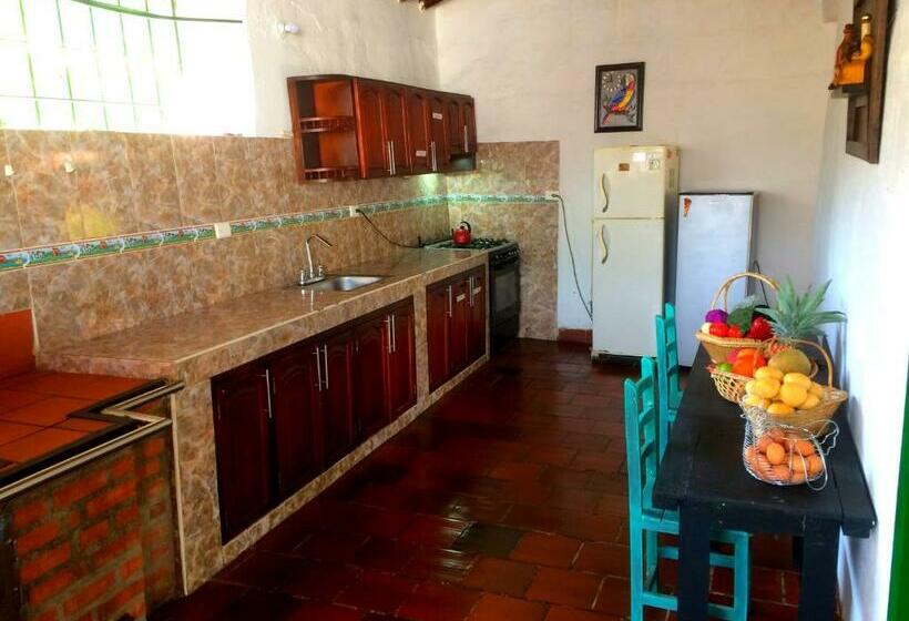 פנסיון La Hacienda