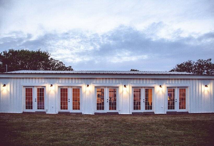 민박 Towering Oaks Event & Retreat Center