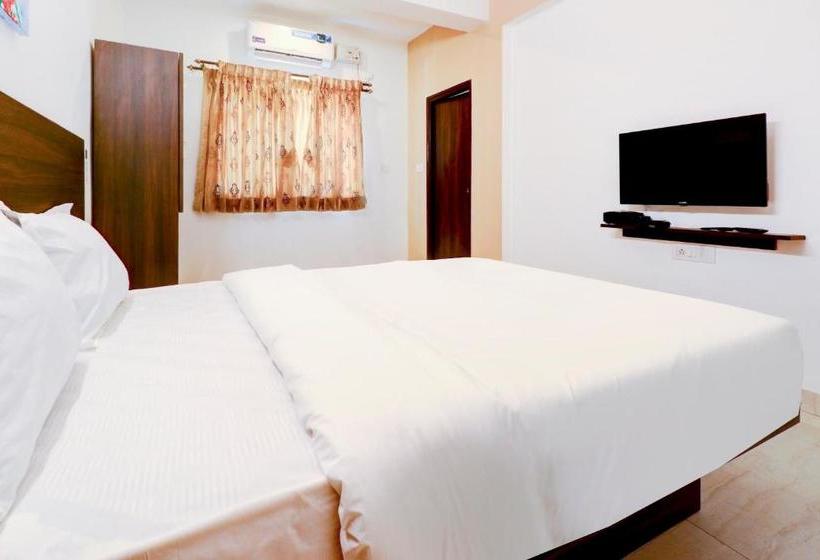 فندق Oyo 80204 Collection O Villa Do Flor