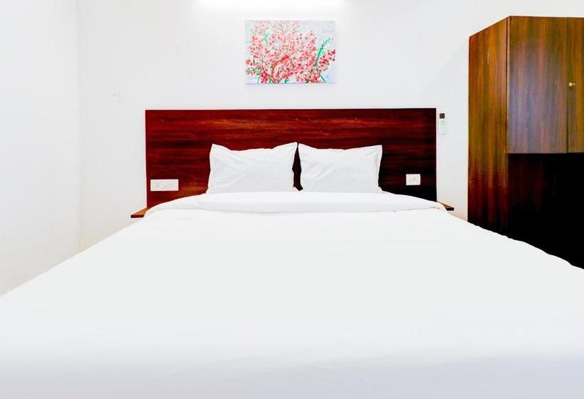 فندق Oyo 80204 Collection O Villa Do Flor