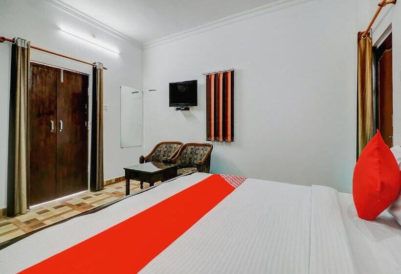 هتل Oyo Lck1265 Shanti Kuti Home Stay