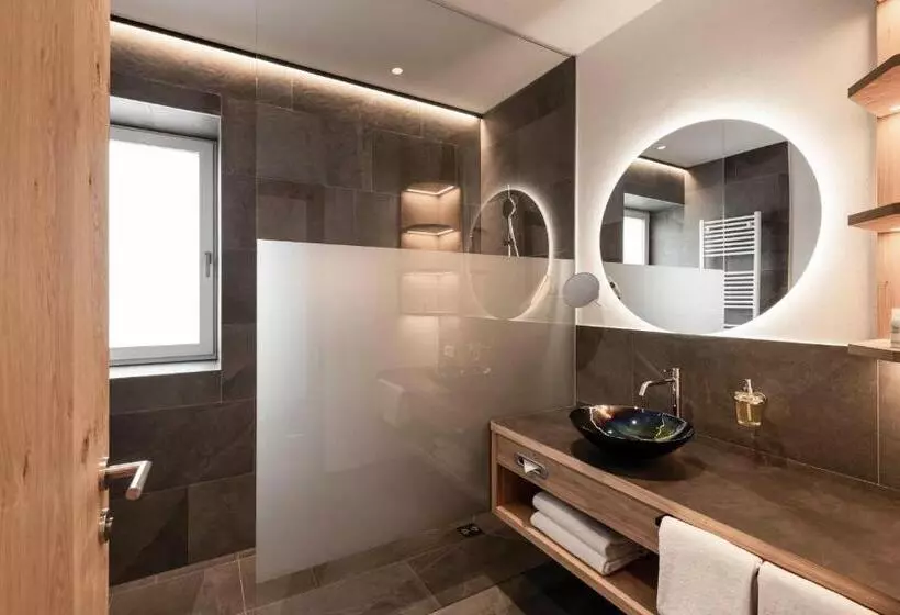 Hotelli Pippos Mountain Lodge