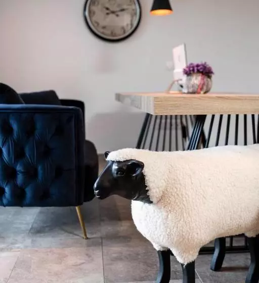 Hotelli Pippos Mountain Lodge