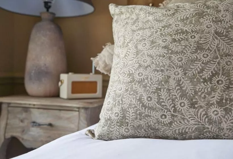 Hotelli The Fleet Inn