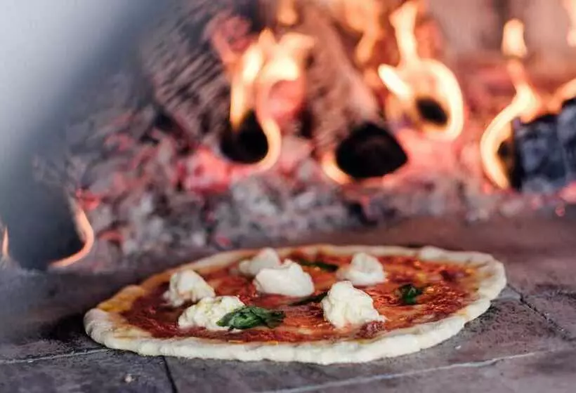 Hotelli The Fleet Inn