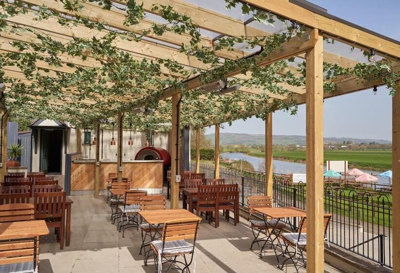 호텔 The Fleet Inn