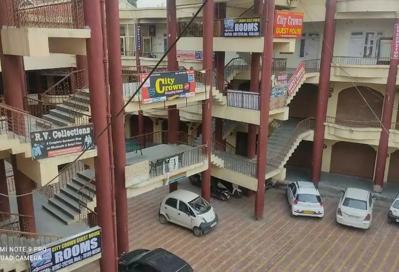 ペンション City Crown Guest House