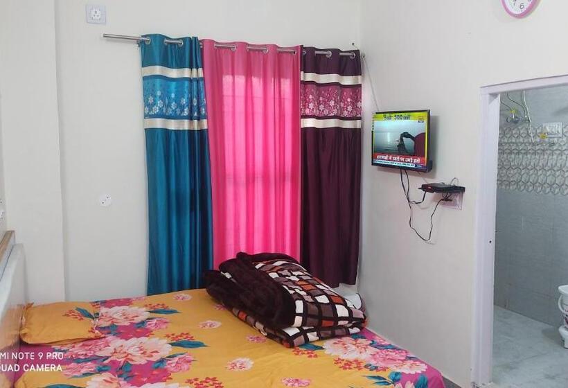 פנסיון City Crown Guest House